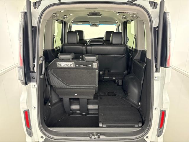 ステップワゴンスパーダ スパーダ・クールスピリットホンダセンシング ワンオーナー 純正ナビ フルセグTV Bluetooth 後席モニター 全周囲カメラ シートヒーター 両側電動スライドドア LEDヘッドライト 17インチアルミホイール サイドカーテンエアバック(31枚目)