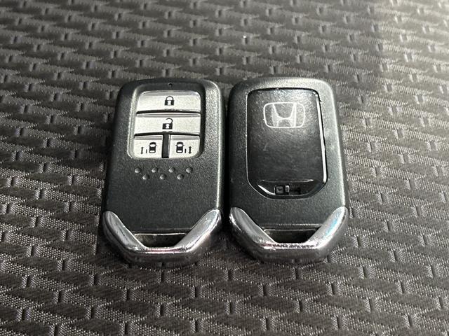 ステップワゴンスパーダ スパーダ・クールスピリットホンダセンシング ワンオーナー 純正ナビ フルセグTV Bluetooth 後席モニター 全周囲カメラ シートヒーター 両側電動スライドドア LEDヘッドライト 17インチアルミホイール サイドカーテンエアバック(34枚目)