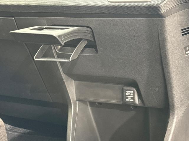 フリード Gジャストセレクション ワンオーナー 禁煙車 パイオニアメモリーナビ ワンセグTV Bluetooth 片側電動スライドドア ETC バックカメラ オートエアコン スマートキー エアバック ABS 横滑り防止 ドアバイザー(14枚目)