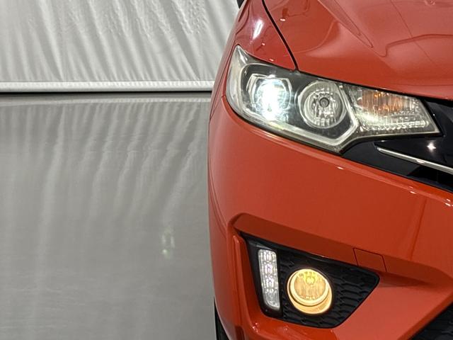 フィット RS 修復歴有り車 ワンオーナー 当社点検パック実施済車 純正ナビ ワンセグTV Bluetooth バックカメラ ETC LEDヘッドライト 16インチアルミホイール スマートキー アイドリングストップ(7枚目)