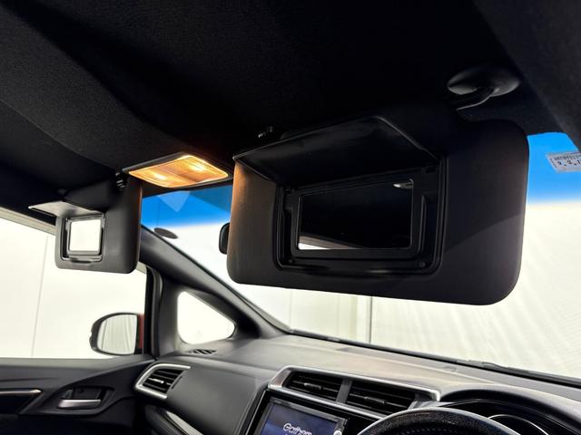 フィット RS 修復歴有り車 ワンオーナー 当社点検パック実施済車 純正ナビ ワンセグTV Bluetooth バックカメラ ETC LEDヘッドライト 16インチアルミホイール スマートキー アイドリングストップ(19枚目)