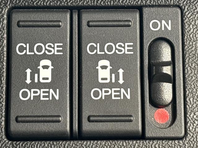 ステップワゴンスパーダ ｅ：ＨＥＶスパーダＧ・ＥＸホンダセンシング　ワンオーナー　禁煙車　当社点検パック実施済車　純正９インチナビ　フルセグ　Ｂｌｕｅｔｏｏｔｈ　ミュージックサーバー　ＵＳＢ　後席モニター　フロントドラレコ　ＥＴＣ　バックカメラ　ＬＥＤヘッドライト（16枚目）