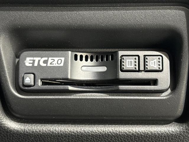 ステップワゴンスパーダ ｅ：ＨＥＶスパーダＧ・ＥＸホンダセンシング　ワンオーナー　禁煙車　当社点検パック実施済車　純正９インチナビ　フルセグ　Ｂｌｕｅｔｏｏｔｈ　ミュージックサーバー　ＵＳＢ　後席モニター　フロントドラレコ　ＥＴＣ　バックカメラ　ＬＥＤヘッドライト（18枚目）