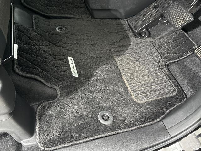 ステップワゴンスパーダ ｅ：ＨＥＶスパーダＧ・ＥＸホンダセンシング　ワンオーナー　禁煙車　当社点検パック実施済車　純正９インチナビ　フルセグ　Ｂｌｕｅｔｏｏｔｈ　ミュージックサーバー　ＵＳＢ　後席モニター　フロントドラレコ　ＥＴＣ　バックカメラ　ＬＥＤヘッドライト（23枚目）