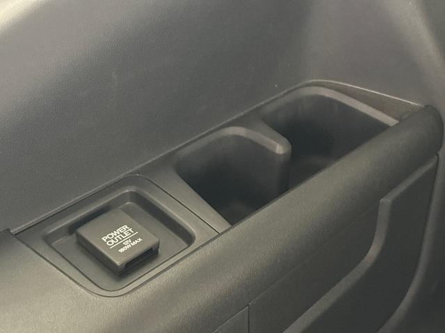 ステップワゴンスパーダ ｅ：ＨＥＶスパーダＧ・ＥＸホンダセンシング　ワンオーナー　禁煙車　当社点検パック実施済車　純正９インチナビ　フルセグ　Ｂｌｕｅｔｏｏｔｈ　ミュージックサーバー　ＵＳＢ　後席モニター　フロントドラレコ　ＥＴＣ　バックカメラ　ＬＥＤヘッドライト（31枚目）