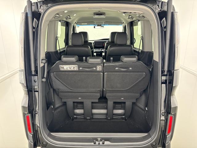 ステップワゴンスパーダ ｅ：ＨＥＶスパーダＧ・ＥＸホンダセンシング　ワンオーナー　禁煙車　当社点検パック実施済車　純正９インチナビ　フルセグ　Ｂｌｕｅｔｏｏｔｈ　ミュージックサーバー　ＵＳＢ　後席モニター　フロントドラレコ　ＥＴＣ　バックカメラ　ＬＥＤヘッドライト（33枚目）