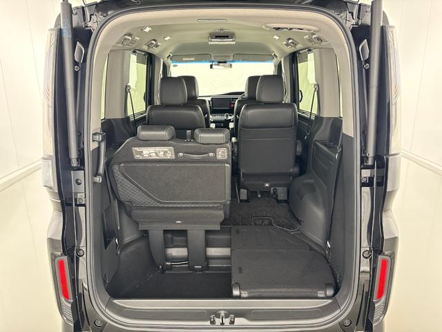 ステップワゴンスパーダ ｅ：ＨＥＶスパーダＧ・ＥＸホンダセンシング　ワンオーナー　禁煙車　当社点検パック実施済車　純正９インチナビ　フルセグ　Ｂｌｕｅｔｏｏｔｈ　ミュージックサーバー　ＵＳＢ　後席モニター　フロントドラレコ　ＥＴＣ　バックカメラ　ＬＥＤヘッドライト（34枚目）