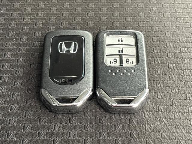 ステップワゴンスパーダ ｅ：ＨＥＶスパーダＧ・ＥＸホンダセンシング　ワンオーナー　禁煙車　当社点検パック実施済車　純正９インチナビ　フルセグ　Ｂｌｕｅｔｏｏｔｈ　ミュージックサーバー　ＵＳＢ　後席モニター　フロントドラレコ　ＥＴＣ　バックカメラ　ＬＥＤヘッドライト（38枚目）