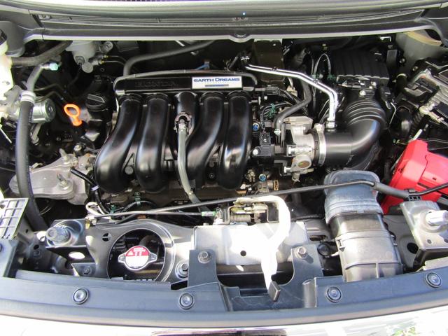 フリード Ｇ・ホンダセンシング　ワンオーナー　禁煙車　当社点検パック実施済車　純正９インチナビ　フルセグ　Ｂｌｕｅｔｏｏｔｈ　ミュージックサーバー　前後ドラレコ　ＵＳＢ　両側電動スライドドア　ＬＥＤヘッドライト　１５インチアルミ（2枚目）