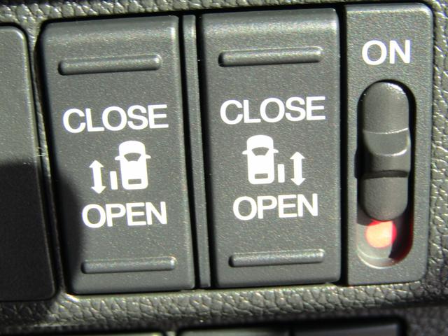 フリード Ｇ・ホンダセンシング　ワンオーナー　禁煙車　当社点検パック実施済車　純正９インチナビ　フルセグ　Ｂｌｕｅｔｏｏｔｈ　ミュージックサーバー　前後ドラレコ　ＵＳＢ　両側電動スライドドア　ＬＥＤヘッドライト　１５インチアルミ（14枚目）