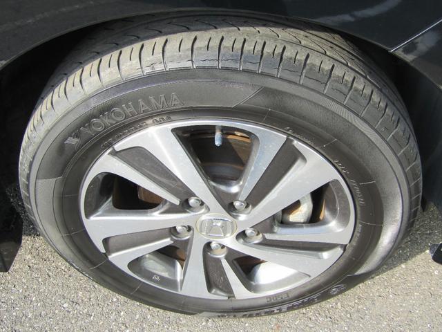 フリード Ｇ・ホンダセンシング　ワンオーナー　禁煙車　当社点検パック実施済車　純正９インチナビ　フルセグ　Ｂｌｕｅｔｏｏｔｈ　ミュージックサーバー　前後ドラレコ　ＵＳＢ　両側電動スライドドア　ＬＥＤヘッドライト　１５インチアルミ（28枚目）