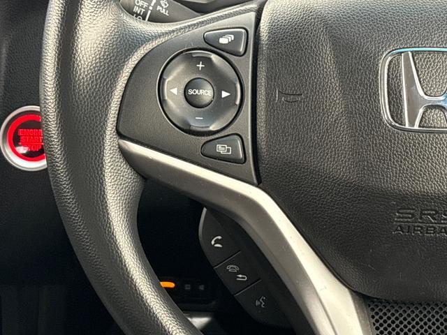 フィット １３Ｇ・Ｌホンダセンシング　ワンオーナー　禁煙車　当社点検パック実施済車　純正ナビ　ＣＤ　Ｂｌｕｅｔｏｏｔｈ　ＵＳＢ　ＬＥＤヘッドライト　オートライト　バックカメラ　ＥＴＣ　スマートキー　アイドリングストップ　サイドエアバック（10枚目）
