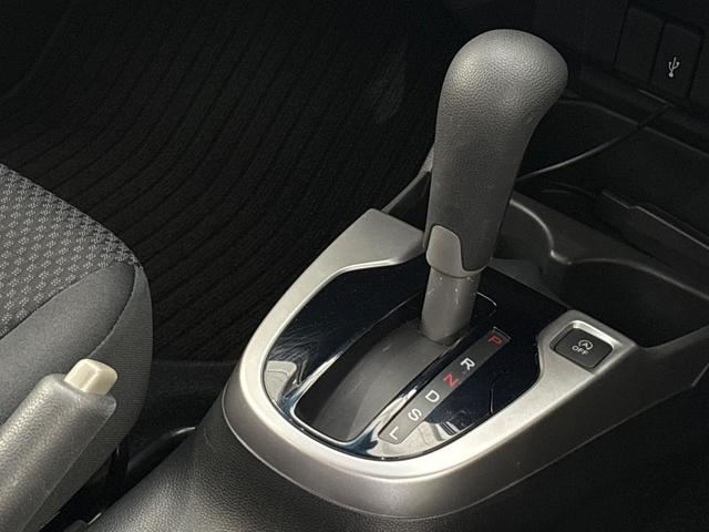 フィット １３Ｇ・Ｌホンダセンシング　ワンオーナー　禁煙車　当社点検パック実施済車　純正ナビ　ＣＤ　Ｂｌｕｅｔｏｏｔｈ　ＵＳＢ　ＬＥＤヘッドライト　オートライト　バックカメラ　ＥＴＣ　スマートキー　アイドリングストップ　サイドエアバック（15枚目）