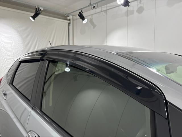 フィット １３Ｇ・Ｌホンダセンシング　ワンオーナー　禁煙車　当社点検パック実施済車　純正ナビ　ＣＤ　Ｂｌｕｅｔｏｏｔｈ　ＵＳＢ　ＬＥＤヘッドライト　オートライト　バックカメラ　ＥＴＣ　スマートキー　アイドリングストップ　サイドエアバック（28枚目）