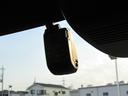 Ｎ－ＢＯＸカスタム ベースグレード　当社元試乗車　ワンオーナー　禁煙車　純正９インチナビ　フルセグ　Ｂｌｕｅｔｏｏｔｈ　ミュージックサーバー　ドラレコ　ＥＴＣ　ＵＳＢ　シートヒーター　片側電動スライドドア　ＬＥＤライト　サイドエアバック（4枚目）