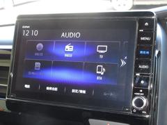 ナビゲーションはギャザズメモリーナビ（ＶＸＵ−２１７ＮＢｉ）を装着しております。ＡＭ、ＦＭ、ＣＤ、ＤＶＤ再生、Ｂｌｕｅｔｏｏｔｈ、音楽録音再生、フルセグＴＶがご使用いただけます。 3