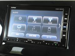 ナビゲーションはギャザズメモリーナビ（ＶＸＭ−１８４ＶＦｉ）を装着しております。ＡＭ、ＦＭ、ＣＤ、ＤＶＤ再生、Ｂｌｕｅｔｏｏｔｈ、フルセグＴＶがご使用いただけます。初めて訪れた場所でも安心ですね！ 3