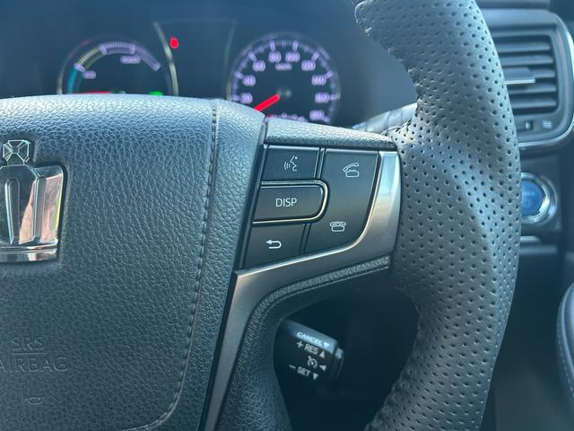 クラウンハイブリッド アスリートＳ　ＨＶバッテリー交換済み　社外新品ステアリング　社外１９インチアルミ（8枚目）