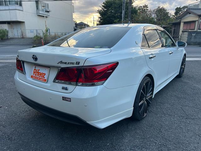 クラウンハイブリッド アスリートＳ　ＨＶバッテリー交換済み　社外新品ステアリング　社外１９インチアルミ（20枚目）