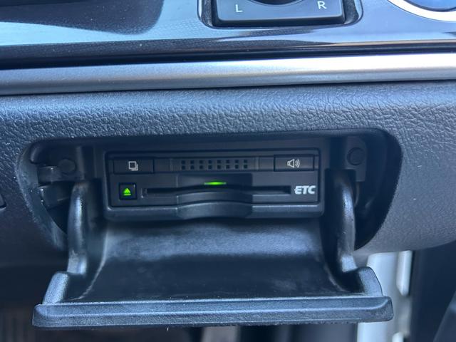 クラウンハイブリッド アスリートＳ　ＨＶバッテリー交換済み　社外新品ステアリング　社外１９インチアルミ（22枚目）