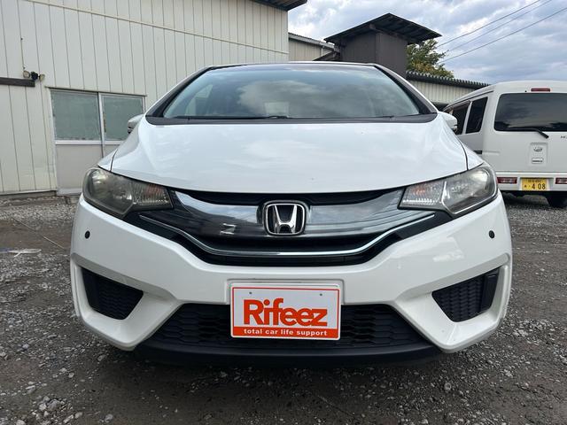 フィットハイブリッド Ｆパッケージ　ドラレコ　ナビ・ＴＶ　Ｂｌｕｅｔｏｏｔｈ接続可能　バックカメラ　ＥＴＣ　社外アルミホイール　ハイブリットカー　ドアバイザー（35枚目）