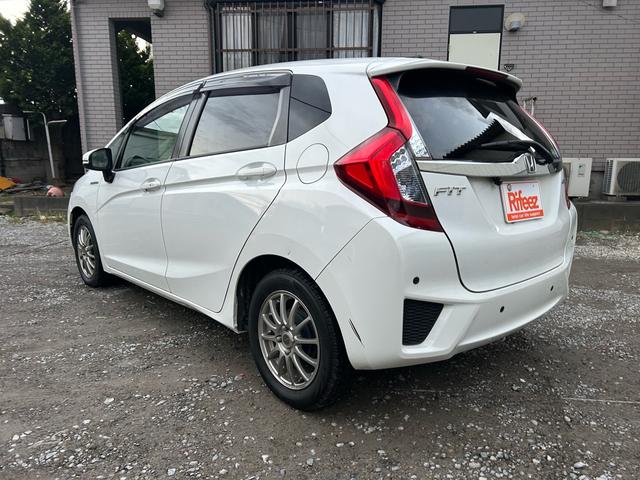 フィットハイブリッド Ｆパッケージ　ドラレコ　ナビ・ＴＶ　Ｂｌｕｅｔｏｏｔｈ接続可能　バックカメラ　ＥＴＣ　社外アルミホイール　ハイブリットカー　ドアバイザー（38枚目）