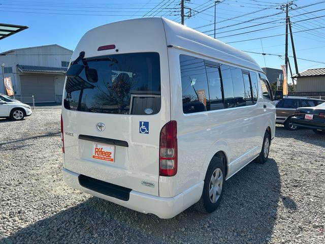 ハイエースバン ロングDX ウェルキャブ 車いす仕様車 Bタイプ 乗車10名 車いす2基固定 ナビ・TV ETC(2枚目)