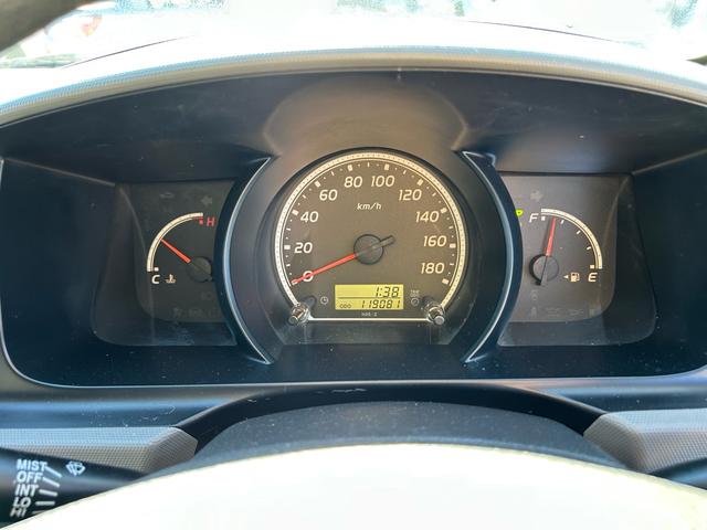 ハイエースバン ロングDX ウェルキャブ 車いす仕様車 Bタイプ 乗車10名 車いす2基固定 ナビ・TV ETC(7枚目)