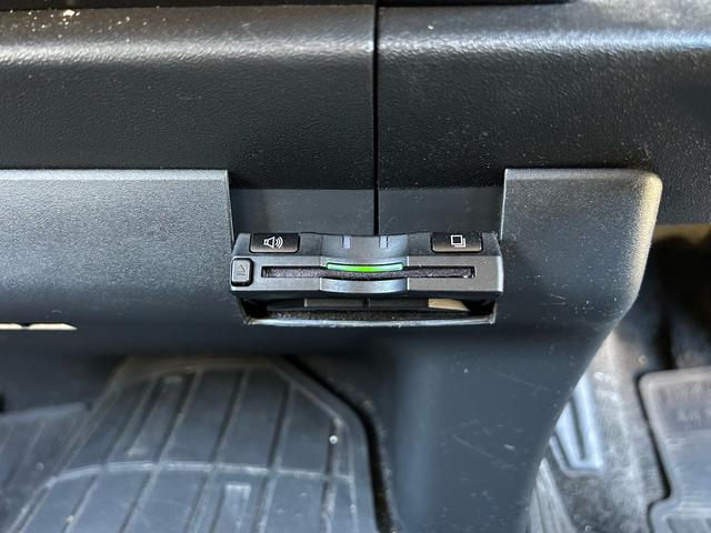 ハイエースバン ロングDX ウェルキャブ 車いす仕様車 Bタイプ 乗車10名 車いす2基固定 ナビ・TV ETC(15枚目)