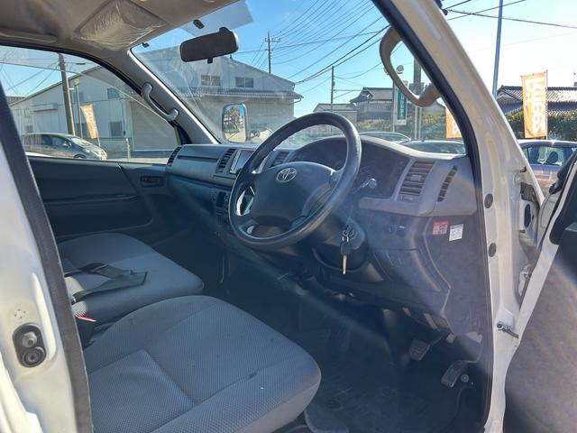 ハイエースバン ロングDX ウェルキャブ 車いす仕様車 Bタイプ 乗車10名 車いす2基固定 ナビ・TV ETC(20枚目)
