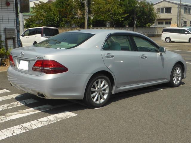 クラウン ロイヤルサルーン　純正ナビ　バックカメラ　ＥＴＣ　クルーズコントロール　３０００ｃｃ　ロイヤルサルーン！　新品バッテリー！（8枚目）