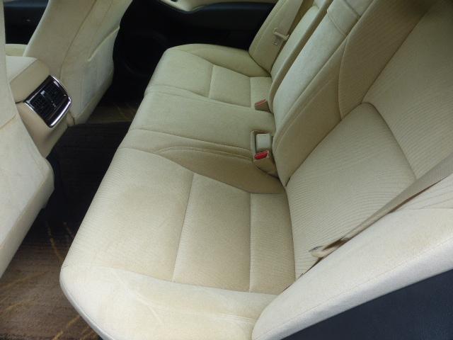 クラウン ロイヤル　２０２５年モデルカロッツエリア８インチ大型ナビ　フルセグＴＶ　バックカメラ　Ｂｌｕｅｔｏｏｔｈ接続　コムテック社製ドライブレコーダー　ＥＴＣ　　１年間　走行距離無制限　保証付（13枚目）