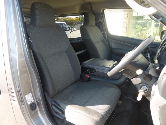 ＮＶ３５０キャラバンバン ロングＤＸ　１年間　走行距離無制限　保証付　Ｂｌｕｅｔｏｏｔｈ接続　ナビ　フルセグＴＶ　バックカメラ（10枚目）