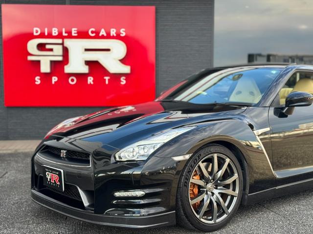 GT-R プレミアムエディション 2015・田村氏モデル 全国対応1年保証付 ワンオーナー NISMOスポリセ ファッショナブルインテリア アイボリー本革シート サッチャムセキュリティ BOSEサウンド 純正HDDナビTV・Bカメラ(3枚目)