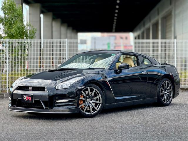 GT-R プレミアムエディション 2015・田村氏モデル 全国対応1年保証付 ワンオーナー NISMOスポリセ ファッショナブルインテリア アイボリー本革シート サッチャムセキュリティ BOSEサウンド 純正HDDナビTV・Bカメラ(9枚目)