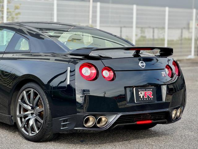 GT-R プレミアムエディション 2015・田村氏モデル 全国対応1年保証付 ワンオーナー NISMOスポリセ ファッショナブルインテリア アイボリー本革シート サッチャムセキュリティ BOSEサウンド 純正HDDナビTV・Bカメラ(11枚目)