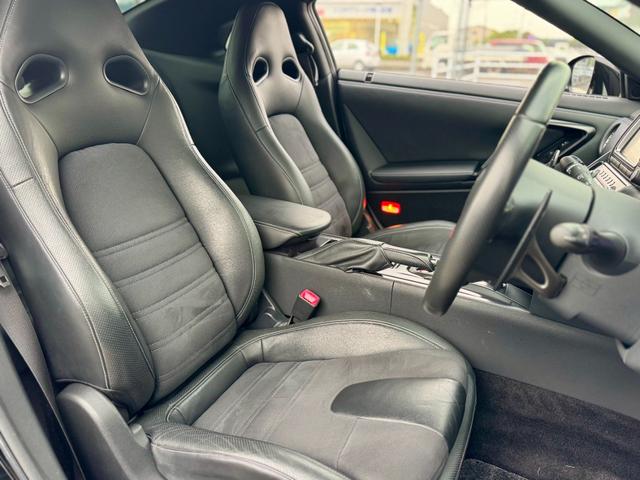 ＧＴ－Ｒ ピュアエディション　２０１５モデル　ＮＨＰＣ点検診断済　Ｈ２８・２９・３１・Ｒ１・Ｒ２・Ｒ３・Ｒ４・Ｒ６整備記録簿　ＬＥＤ稲妻ヘッドライト　ＲＡＹＳ２０ＡＷ　純正ＨＤＤナビ地デジ・Ｂカメラ　Ｂｌｕｅｔｏｏｔｈ　ＥＴＣ（12枚目）