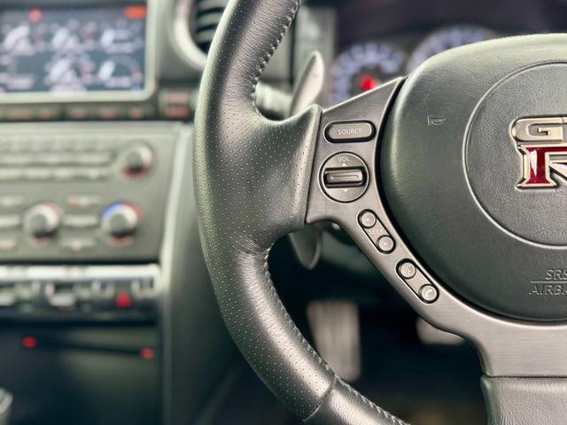 ＧＴ－Ｒ ピュアエディション　２０１５モデル　ＮＨＰＣ点検診断済　Ｈ２８・２９・３１・Ｒ１・Ｒ２・Ｒ３・Ｒ４・Ｒ６整備記録簿　ＬＥＤ稲妻ヘッドライト　ＲＡＹＳ２０ＡＷ　純正ＨＤＤナビ地デジ・Ｂカメラ　Ｂｌｕｅｔｏｏｔｈ　ＥＴＣ（18枚目）