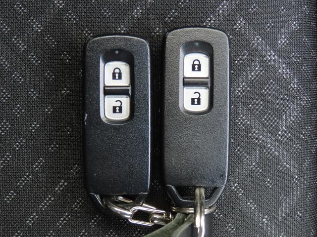 Ｎ－ＷＧＮカスタム Ｇターボパッケージ　ナビゲーション　バックアイカメラ　ＥＴＣ　クルーズコントロール　スマートキー　キーレスプッシュスタート　フルオートエアコン　オートライト　電動格納ドアミラー　パワーウィンドウ（13枚目）