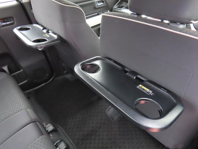 クロスビー ＨＹＢＲＩＤ　ＭＶ　４型　衝突被害軽減ブレーキ　リヤパーキングセンサー　アダプティブクルーズコントロール　オートライト　シートヒーター　スマートキー　キーレスプッシュスタート　フルオートエアコン　パワーウィンドウ（13枚目）