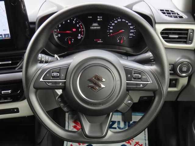 スイフト ＨＹＢＲＩＤ　ＭＸ　衝突被害軽減ブレーキ　リヤパーキングセンサー　５ＭＴ　ナビゲーション　全方位モニター　アダプティブクルーズコントロール　シートヒーター　オートライト　フルオートエアコン　パワーウィンドウ（5枚目）