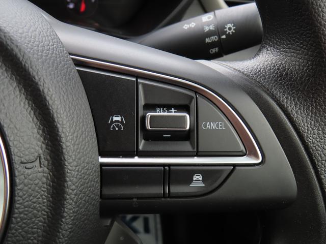 スイフト ＨＹＢＲＩＤ　ＭＸ　衝突被害軽減ブレーキ　リヤパーキングセンサー　５ＭＴ　ナビゲーション　全方位モニター　アダプティブクルーズコントロール　シートヒーター　オートライト　フルオートエアコン　パワーウィンドウ（12枚目）