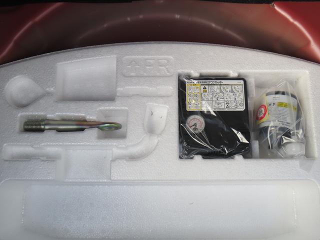 スイフト ＨＹＢＲＩＤ　ＭＸ　衝突被害軽減ブレーキ　リヤパーキングセンサー　５ＭＴ　ナビゲーション　全方位モニター　アダプティブクルーズコントロール　シートヒーター　オートライト　フルオートエアコン　パワーウィンドウ（48枚目）