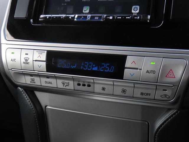 ランドクルーザープラド TX Lパッケージ マットブラックエディション 衝突被害軽減ブレーキ ディスプレイオーディオ バックアイカメラ 前後ドライブレコーダー ETC オートライト クルーズコントロール フルオートエアコン スマートキー キーレスプッシュスタート(7枚目)