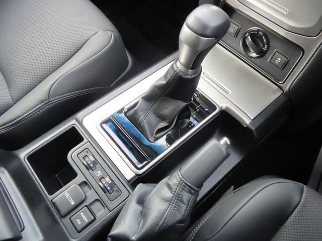 ランドクルーザープラド TX Lパッケージ マットブラックエディション 衝突被害軽減ブレーキ ディスプレイオーディオ バックアイカメラ 前後ドライブレコーダー ETC オートライト クルーズコントロール フルオートエアコン スマートキー キーレスプッシュスタート(8枚目)