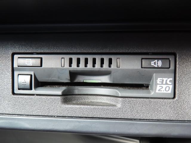 ランドクルーザープラド TX Lパッケージ マットブラックエディション 衝突被害軽減ブレーキ ディスプレイオーディオ バックアイカメラ 前後ドライブレコーダー ETC オートライト クルーズコントロール フルオートエアコン スマートキー キーレスプッシュスタート(11枚目)