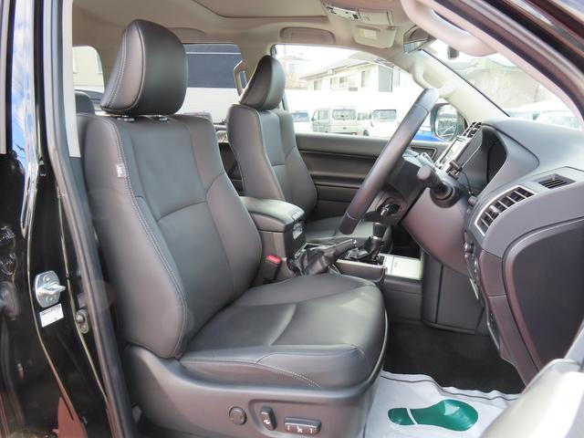 ランドクルーザープラド TX Lパッケージ マットブラックエディション 衝突被害軽減ブレーキ ディスプレイオーディオ バックアイカメラ 前後ドライブレコーダー ETC オートライト クルーズコントロール フルオートエアコン スマートキー キーレスプッシュスタート(17枚目)