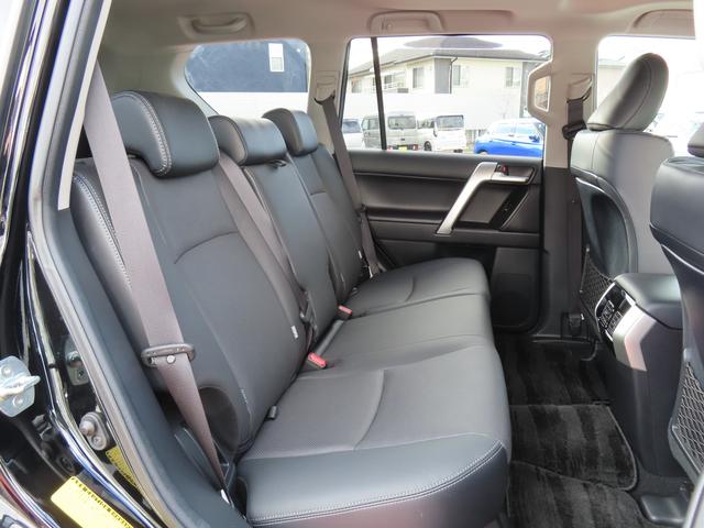 ランドクルーザープラド TX Lパッケージ マットブラックエディション 衝突被害軽減ブレーキ ディスプレイオーディオ バックアイカメラ 前後ドライブレコーダー ETC オートライト クルーズコントロール フルオートエアコン スマートキー キーレスプッシュスタート(18枚目)