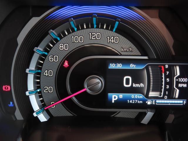 ハスラー ＨＹＢＲＩＤ　Ｘ　３型　衝突被害軽減ブレーキ　リヤパーキングセンサー　アダプティブクルーズコントロール　スマートキー　キーレスプッシュスタート　フルオートエアコン　オートライト　フルオートエアコン　電動格納ドアミラー（4枚目）