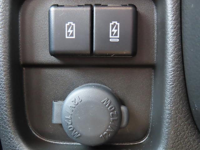 ソリオ ＨＹＢＲＩＤ　ＭＺ　３型　衝突被害軽減ブレーキ　リヤパーキングセンサー　ナビゲーション　全方位モニター　ヘッドアップディスプレイ　アダプティブクルーズコントロール　電動パーキングブレーキ　後席両側パワースライドドア（37枚目）